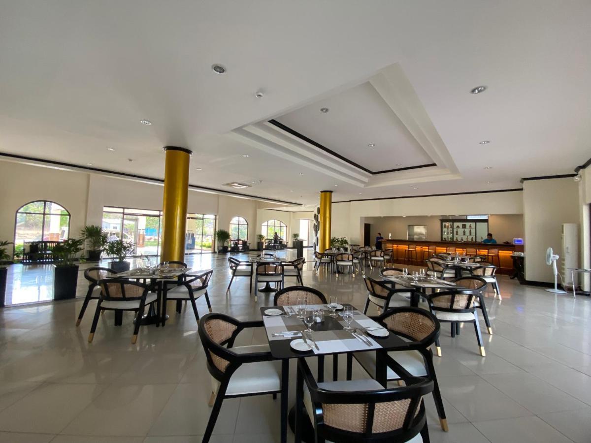 Plaza Del Norte Hotel And Convention Center ลาวัก ภายนอก รูปภาพ