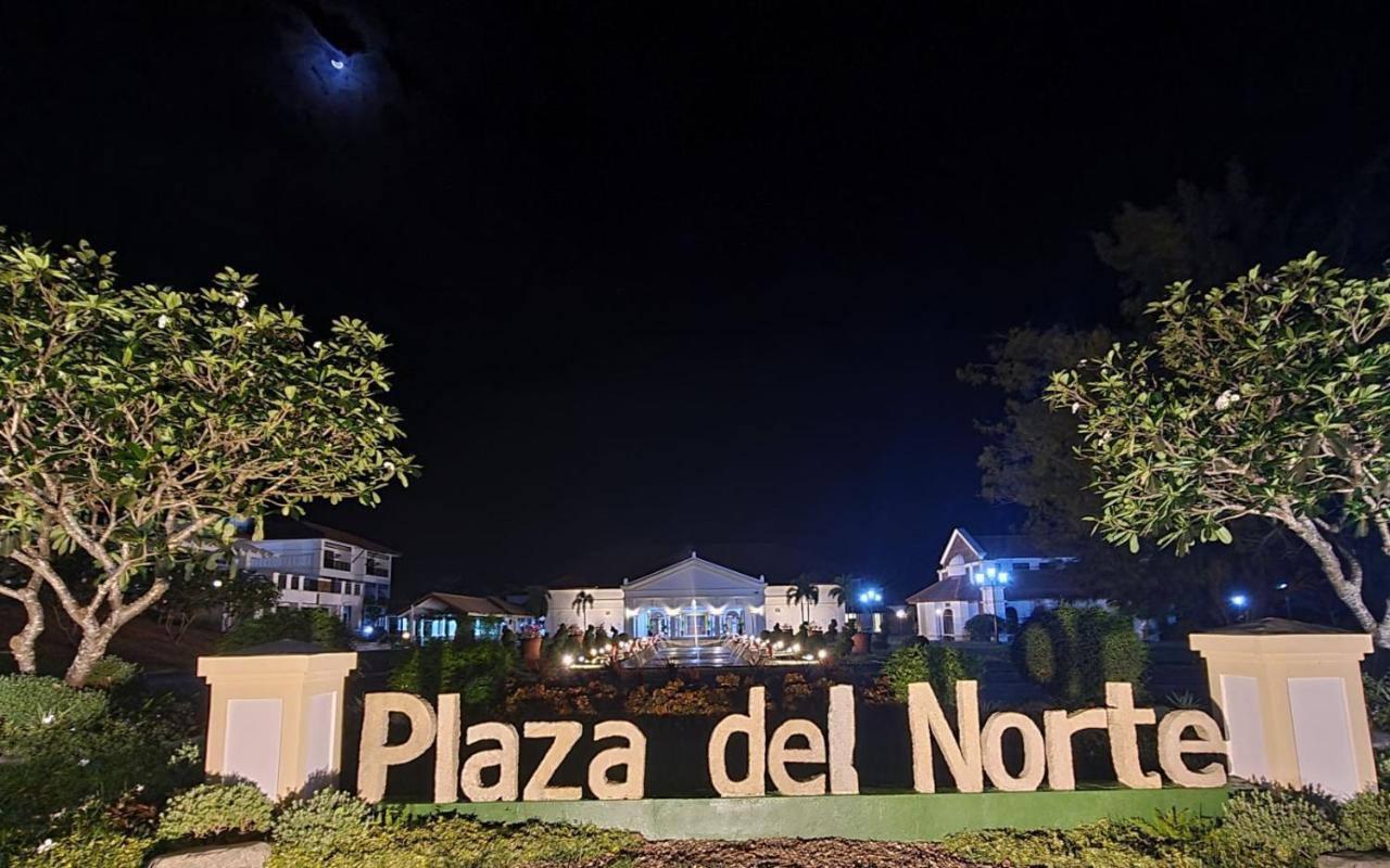 Plaza Del Norte Hotel And Convention Center ลาวัก ภายนอก รูปภาพ