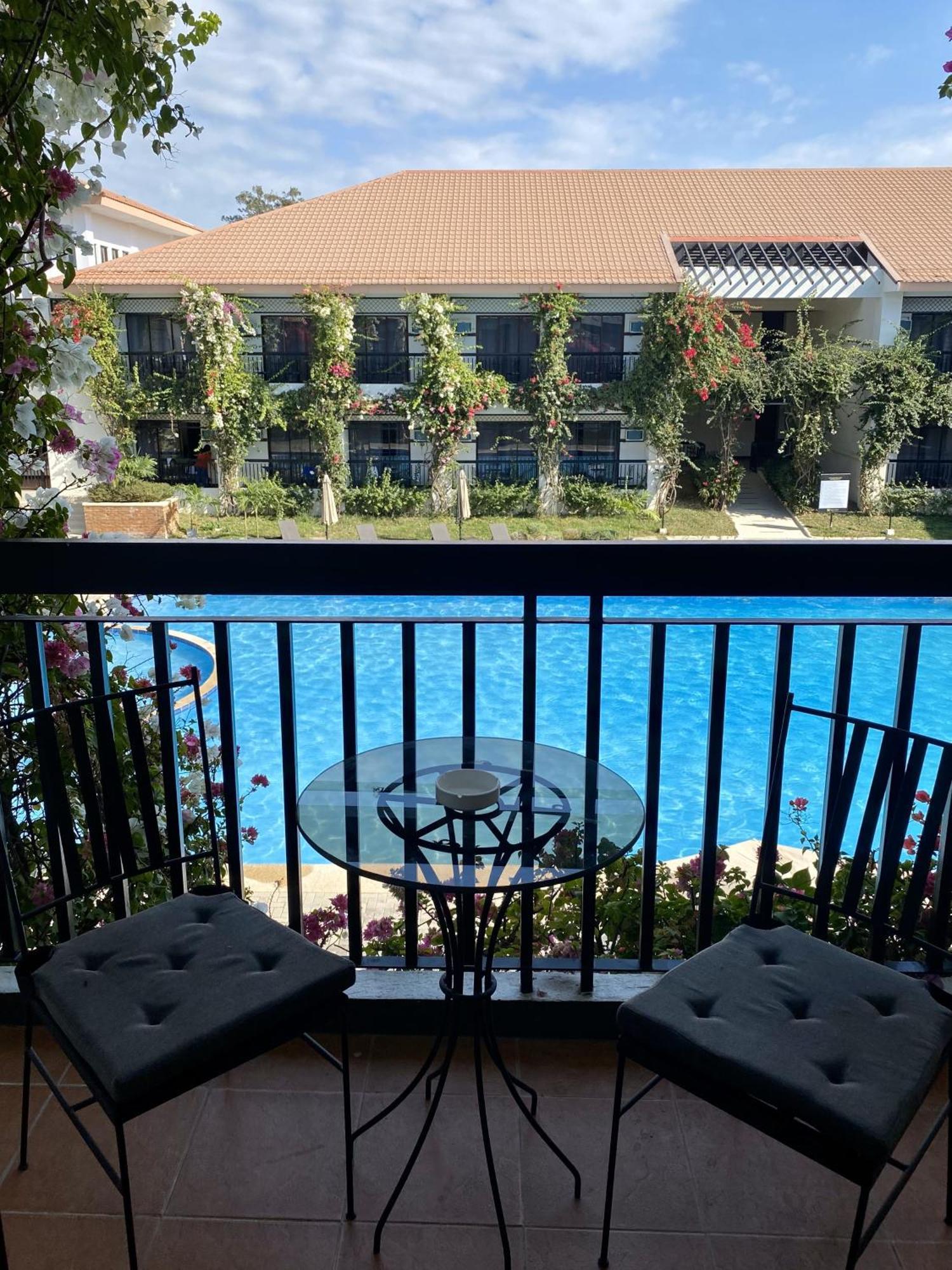 Plaza Del Norte Hotel And Convention Center ลาวัก ภายนอก รูปภาพ